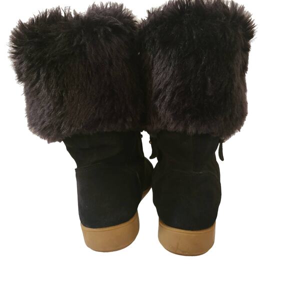 Lands End Women's Size 7 Leather Fur trimmed Fur lined Boots Warm fuzzy Comfy - Picture 3 of 7